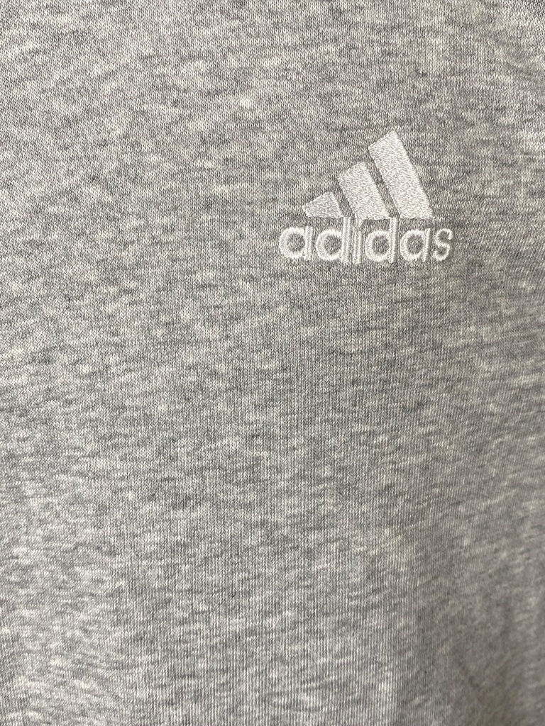 SUDADERA GRIS LISA CON RAYAS