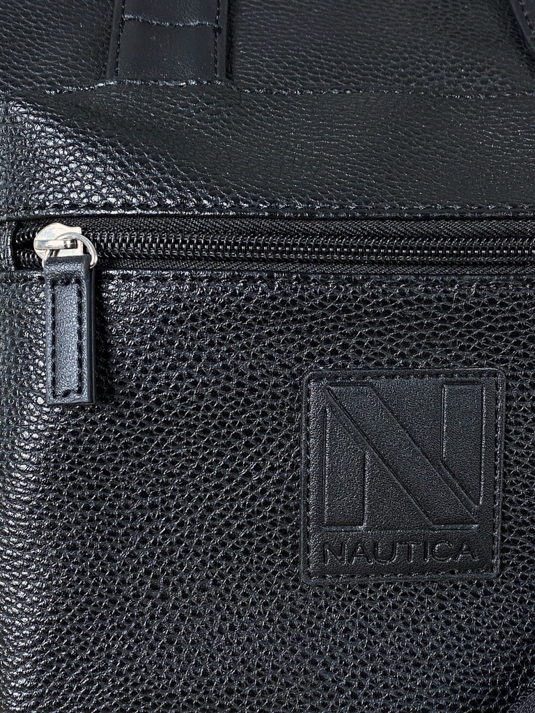 BOLSA NEGRA CON CIERRE IMITACIÓN PIEL