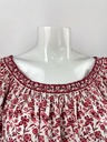 BLUSA CORTA, MANGA CORTA, OLANES EN MANGAS,  ESTAMPADO FLORES ROJAS, CUELLO ELASTICO RENDONDO