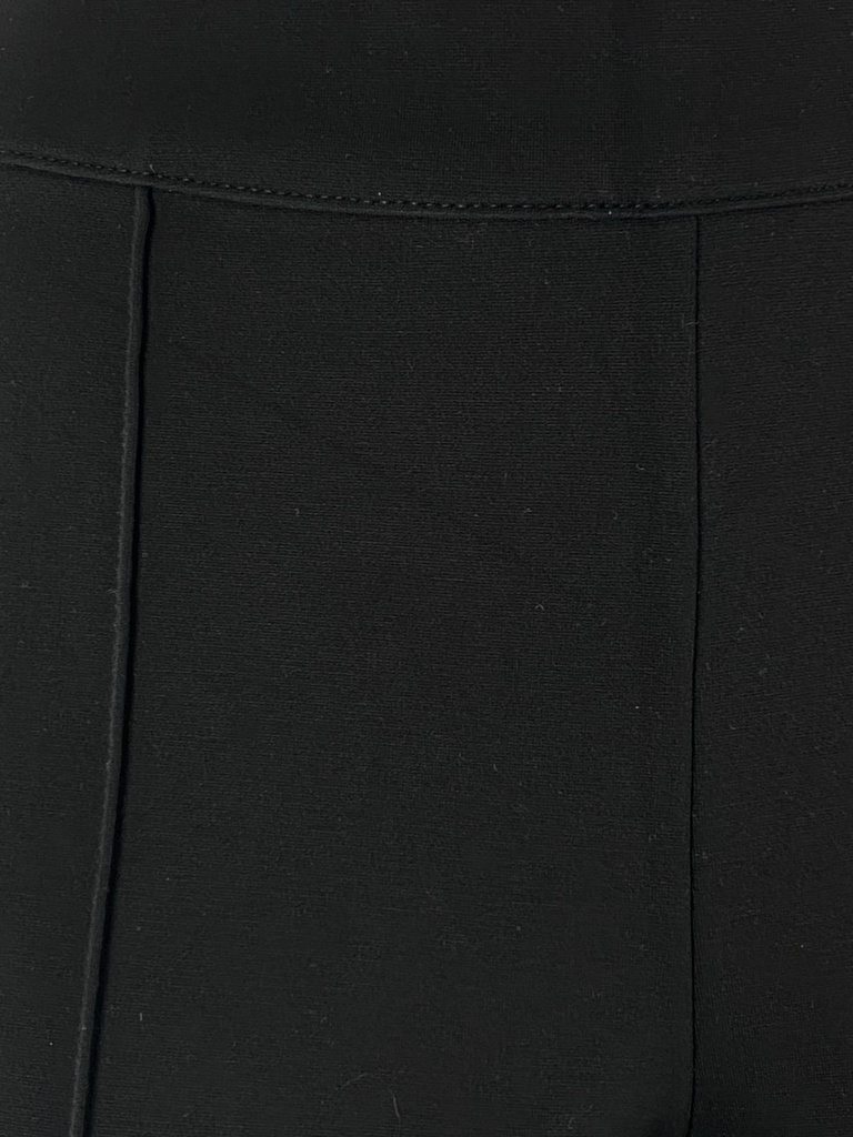 PANTALÓN NEGRO SIN BOLSAS
