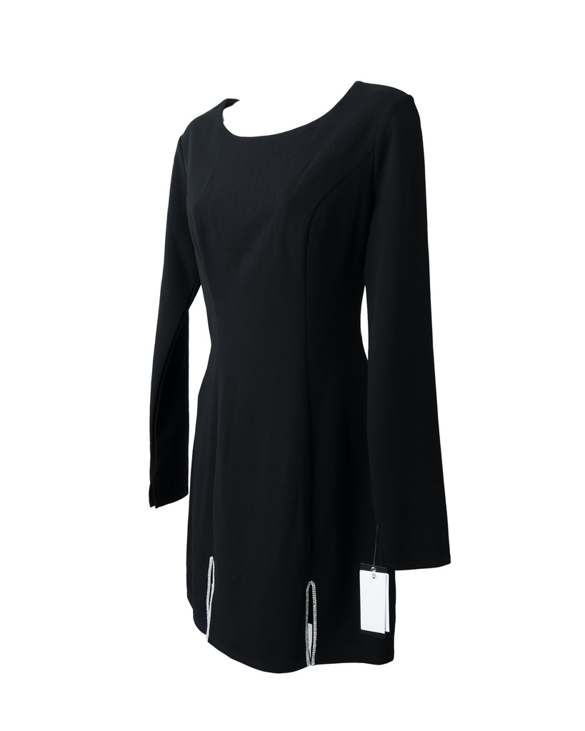 VESTIDO CON ABERTURAS BORDADAS DIAMANTADAS