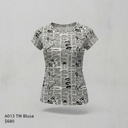 BLUSA ESTAMPADA PERIÓDICO