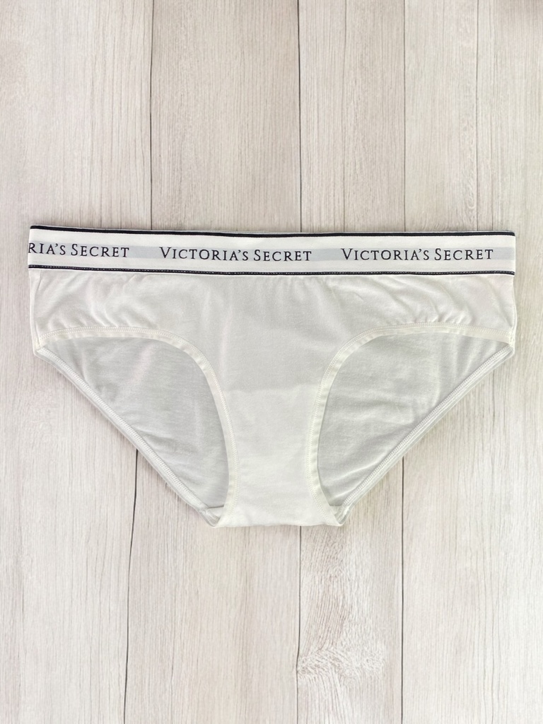 PANTALETA DE COLORES DIFERENTES