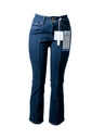 PANTALÓN DE MEZCLILLA ACAMPANADO CON COSTURAS 