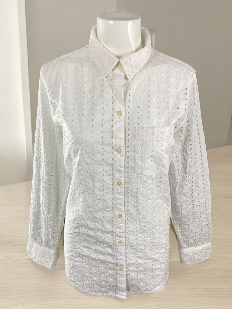 BLUSA BLANCA CON TEXTURA CALADA