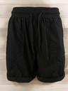 SHORT NEGRO CON BOLSA Y RESORTE GABARDINA