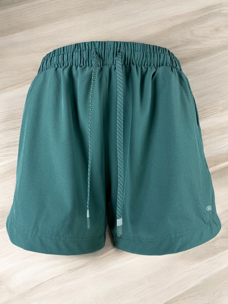 SHORT VERDE CON CIERRE EN BOLSAS