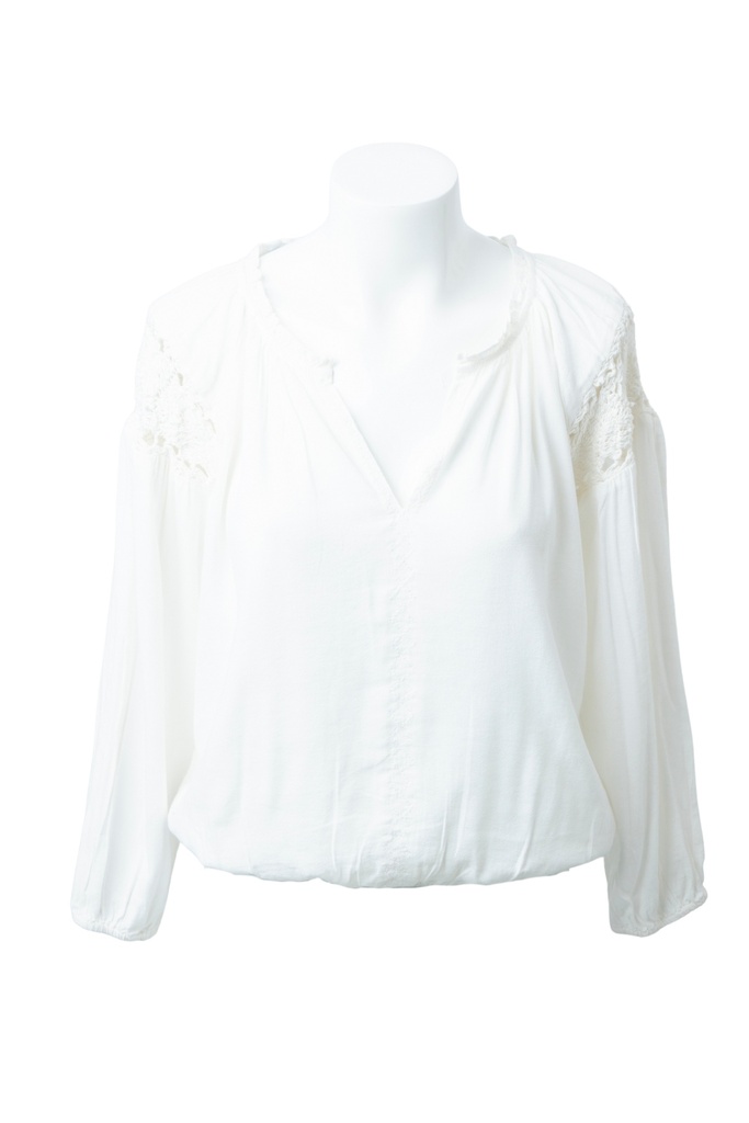 BLUSA BLANCA DETALLE TEJIDO EN MANGAS 