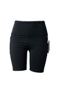 SHORT NEGRO CON BOLSA PARA CELULAR