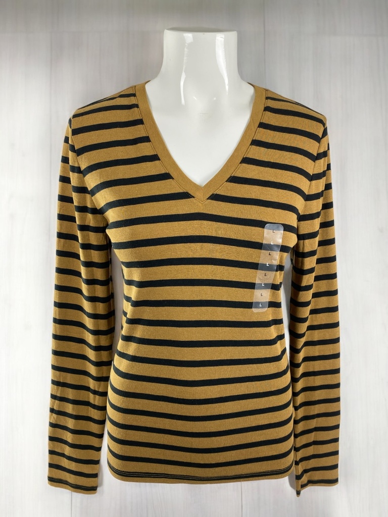 BLUSA CAFÉ CON RAYAS NEGRAS