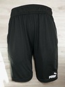 SHORT CON BANDA ELASTICA A LOS COSTADOS Y MARCA 