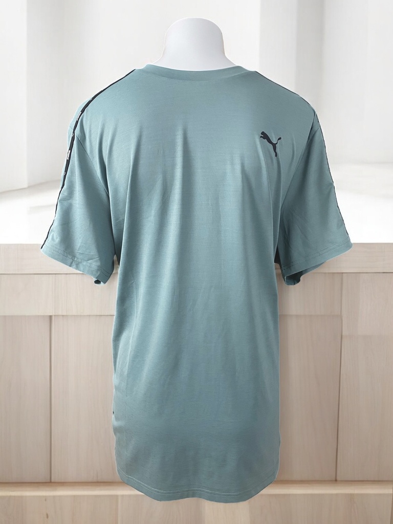 PLAYERA HOMBRE CON LOGO BLANCO EN MANGAS