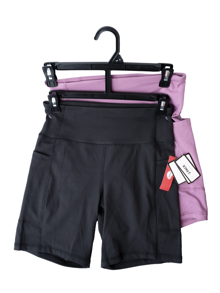 SHORT DEPORTIVO MUJER BOLSAS EN LOS COSTADOS 