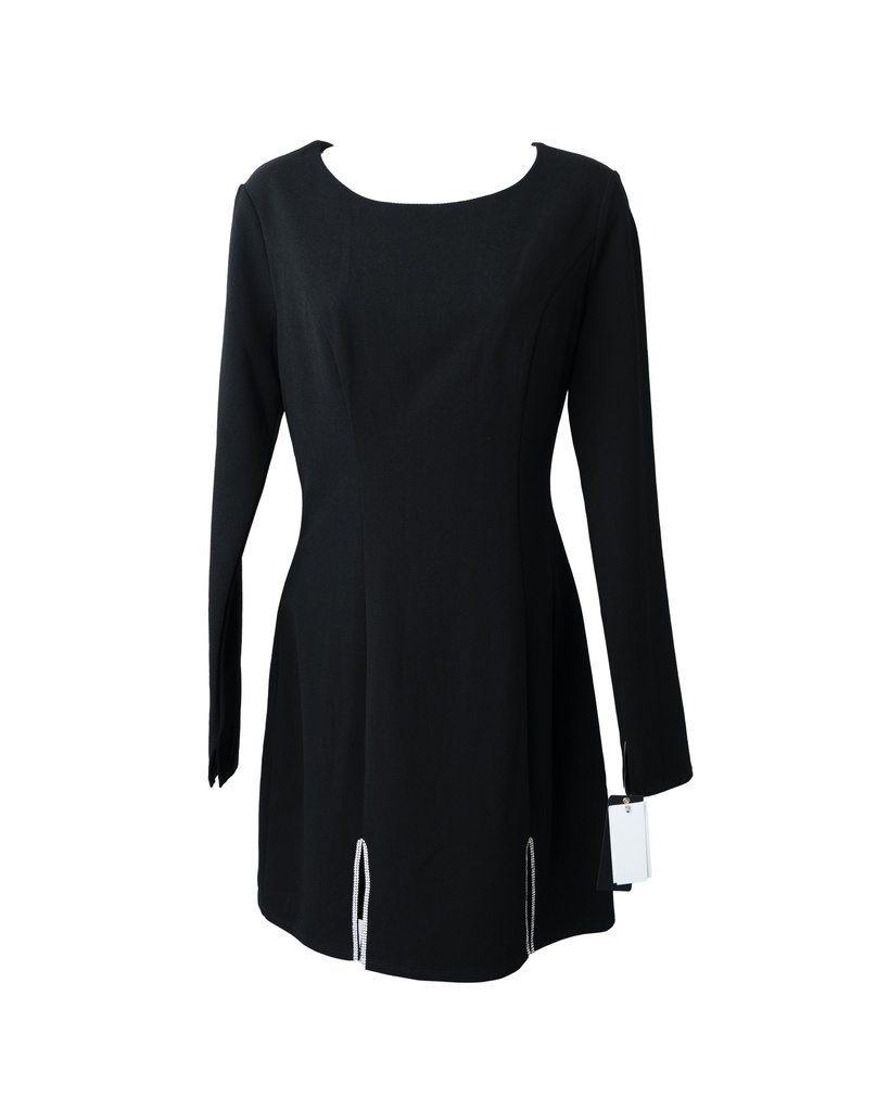 VESTIDO CON ABERTURAS BORDADAS DIAMANTADAS