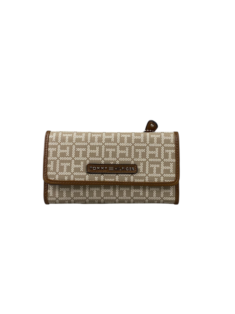 CARTERA CAFÉ LOGO Y BROCHE