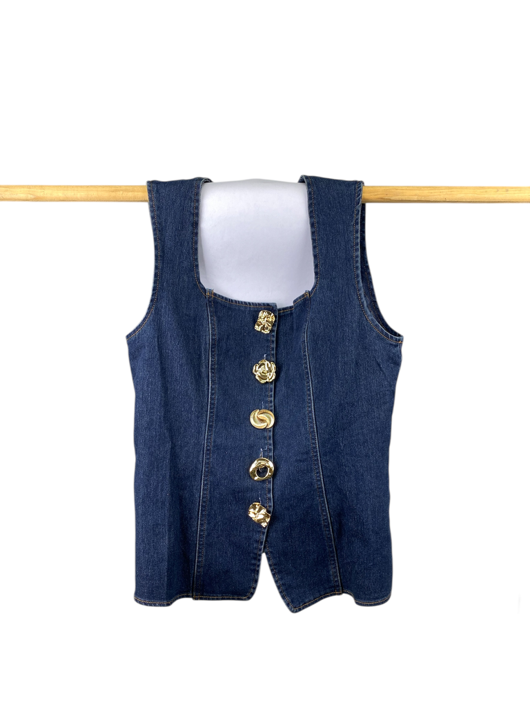 CHALECO MEZCLILLA CON BOTONES DORADOS