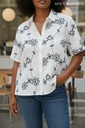 BLUSA BLANCA CON BORDADO DE FLORES