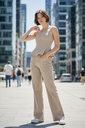 BLUSA GABARDINA CON TIRANTES